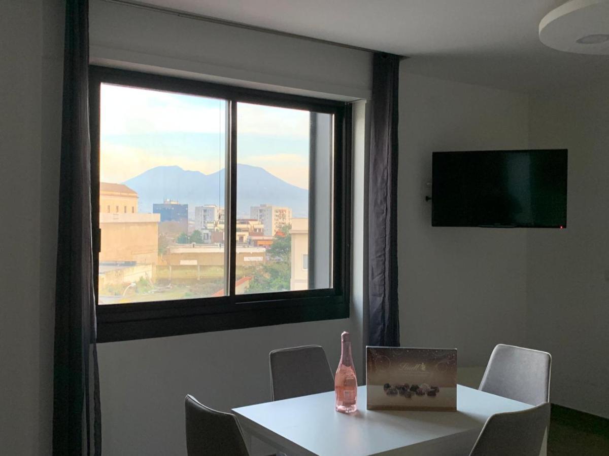 Mondo Suites Apartments ナポリ エクステリア 写真