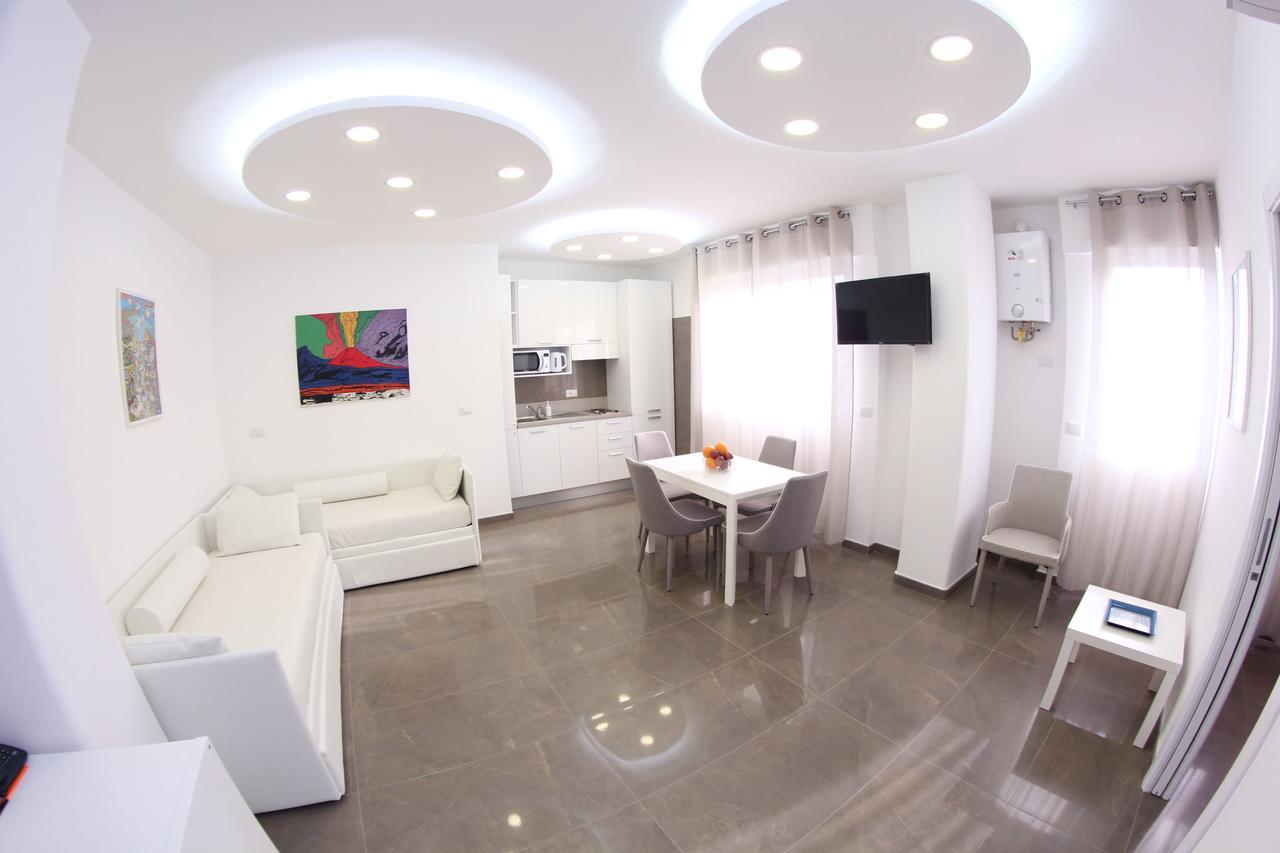 Mondo Suites Apartments ナポリ エクステリア 写真